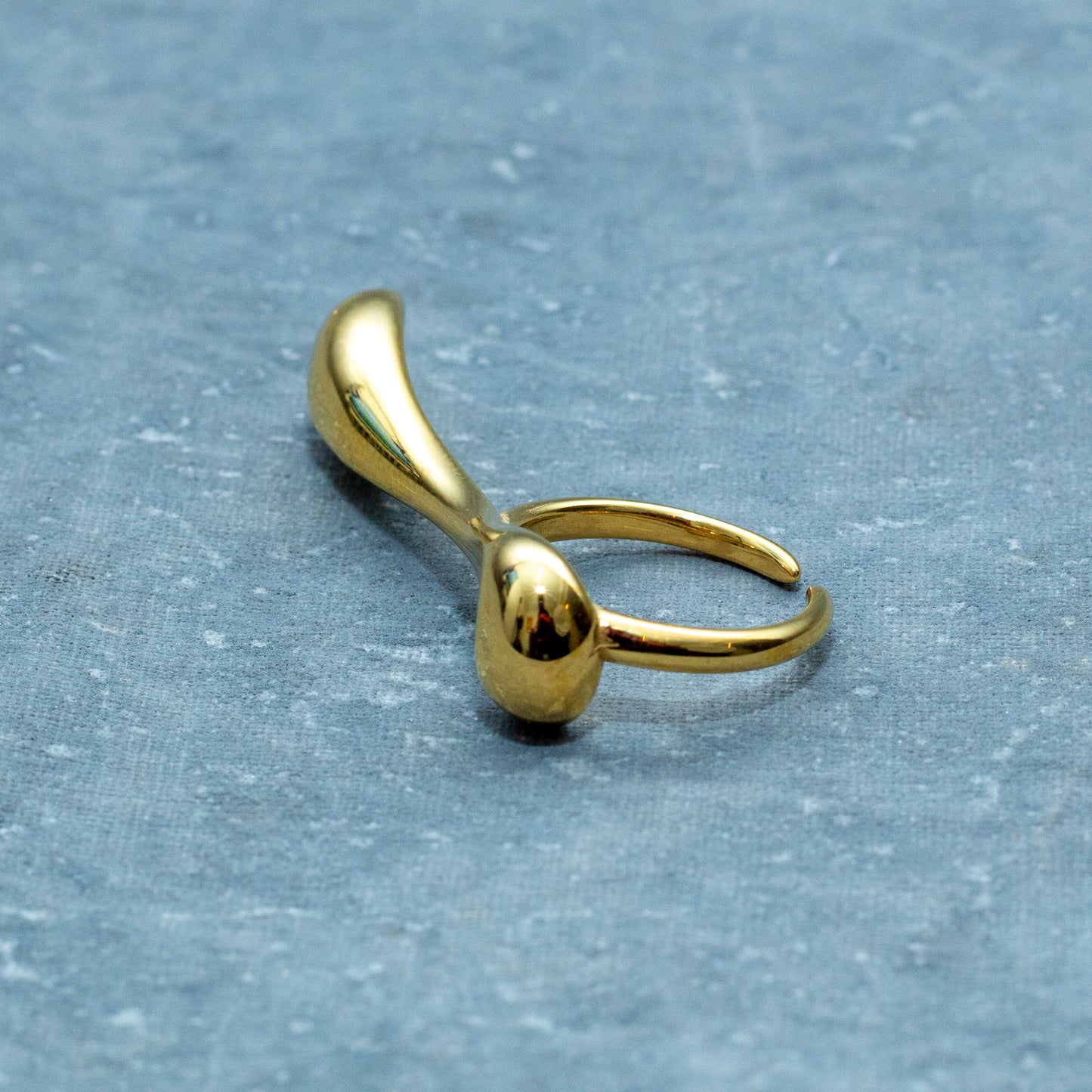 Linea Rings