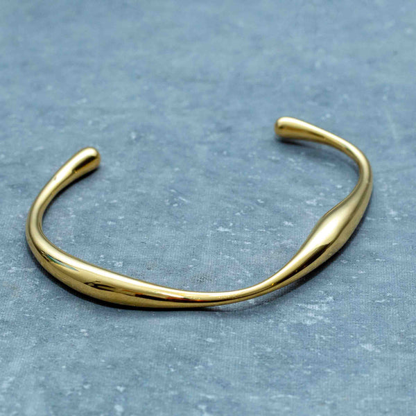Linea Bangle